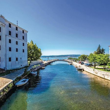 Nice Apartment In Crikvenica With House Sea View Zewnętrze zdjęcie