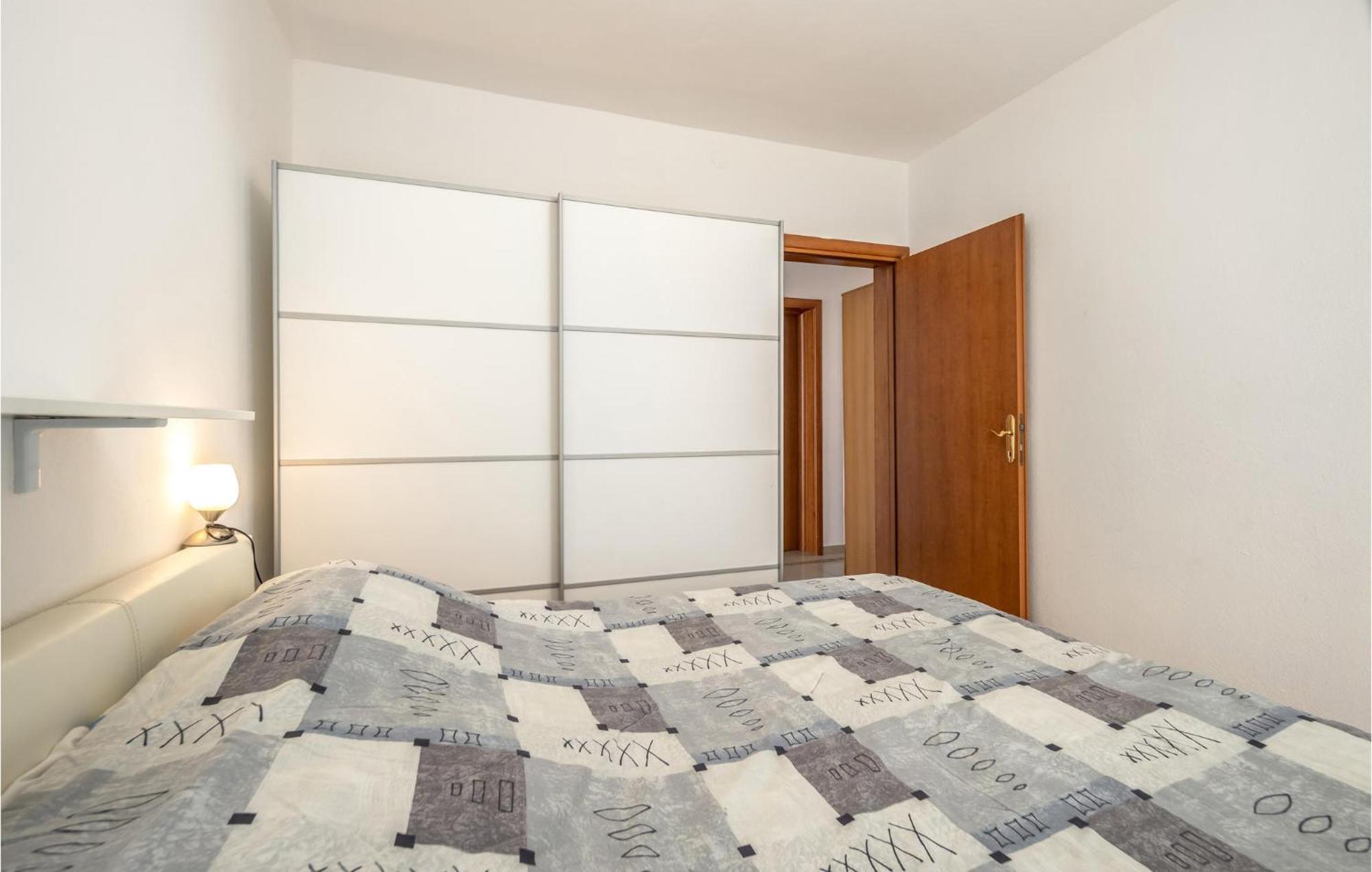 Nice Apartment In Crikvenica With House Sea View Zewnętrze zdjęcie