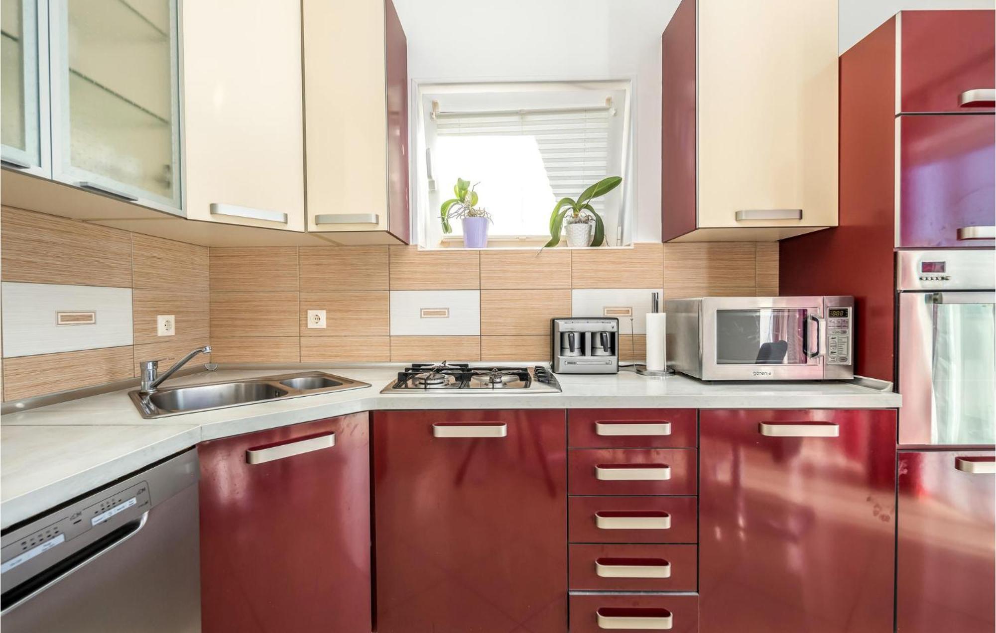 Nice Apartment In Crikvenica With House Sea View Zewnętrze zdjęcie