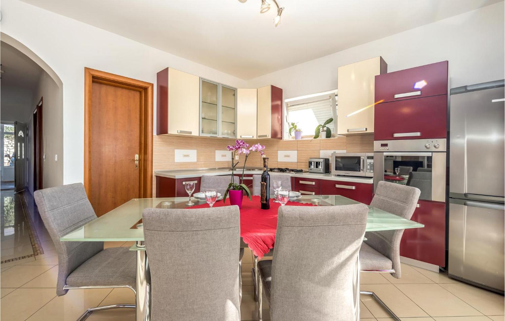 Nice Apartment In Crikvenica With House Sea View Zewnętrze zdjęcie